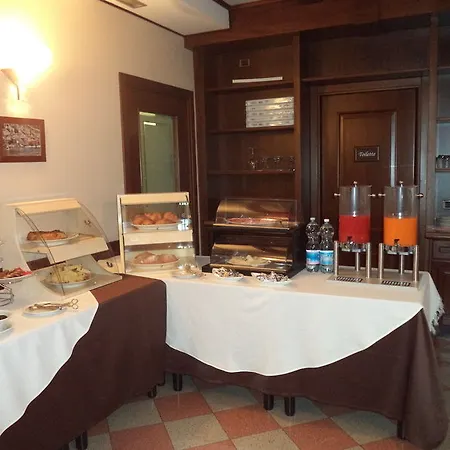 Il Nibbio Ξενοδοχείο 2*