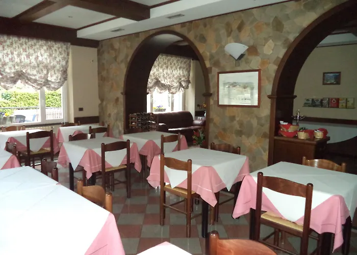 فندق Il Nibbio Magreglio