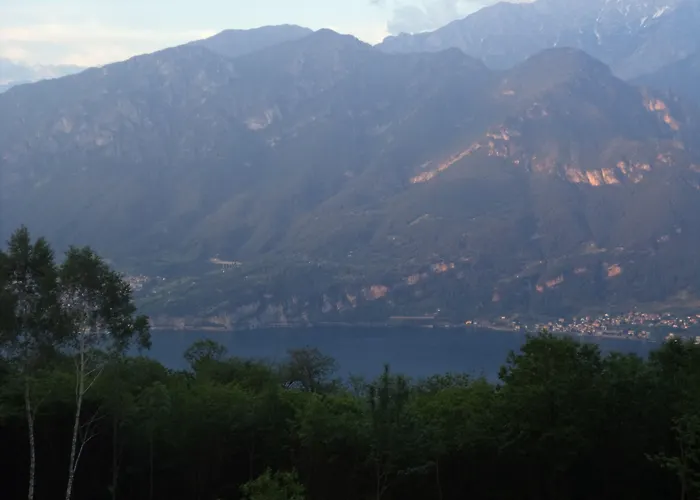 Il Nibbio فندق Magreglio